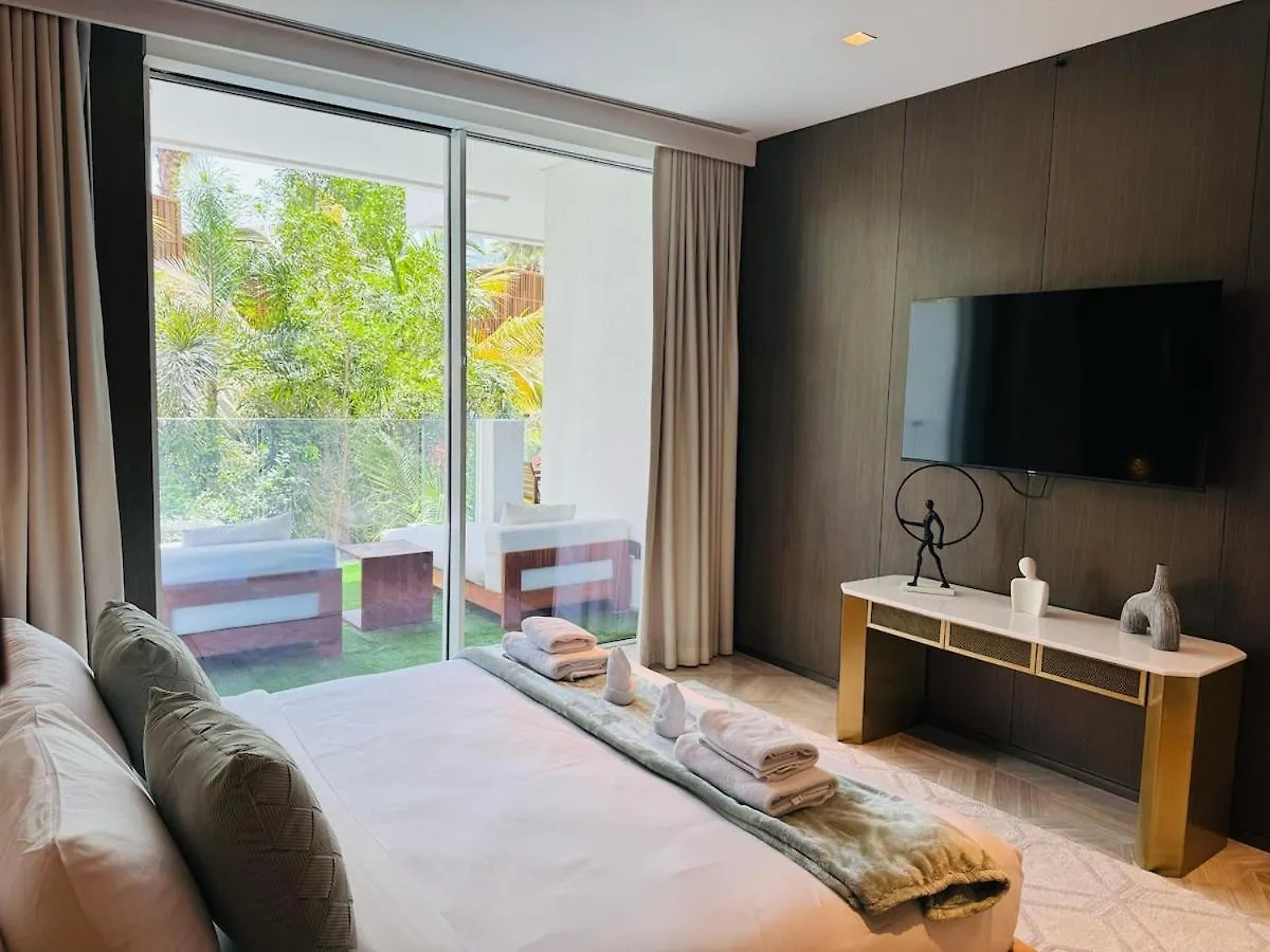 Luxe Apt With Pool View - Lush Greenery I Beach Access Dubai